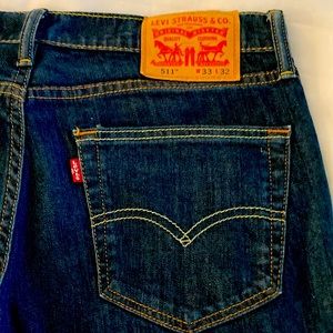 Levi’s 511 33 x 32 lightweight stretch skinny jeans